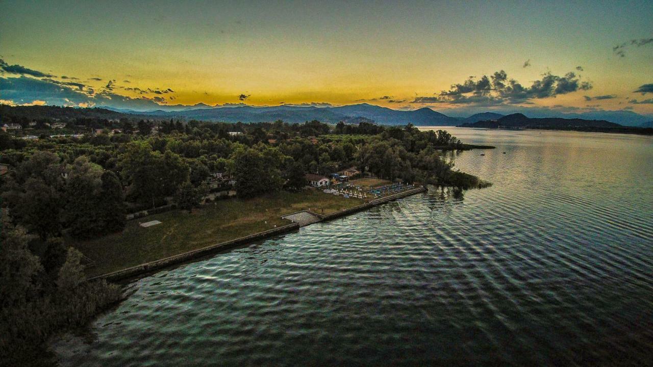 Ritratto Sul Lago Dormelletto Exterior foto
